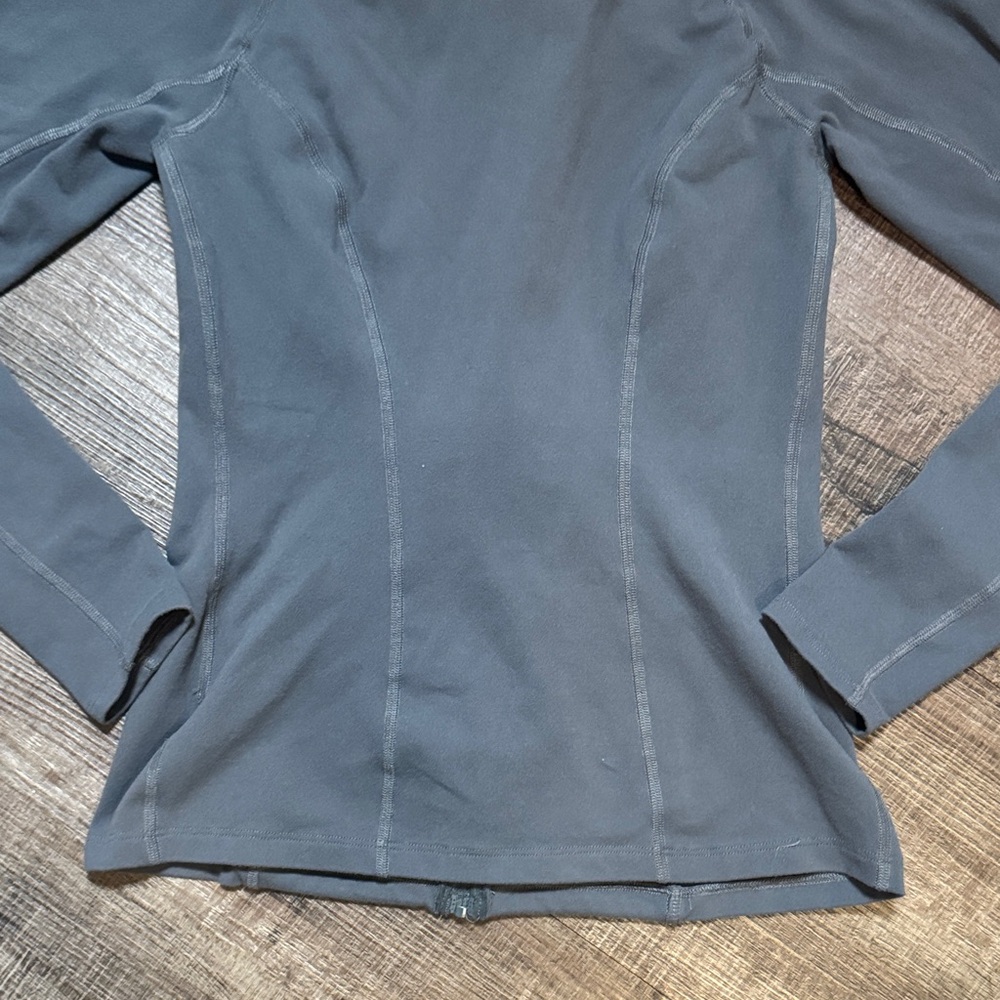 Kate Spade x Beyond Yoga Neck Bow Front Zip Jacket. - Picture 13 of 13